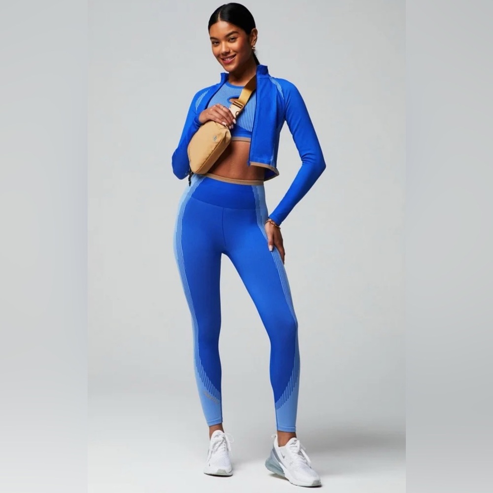Fabletics Blue Set